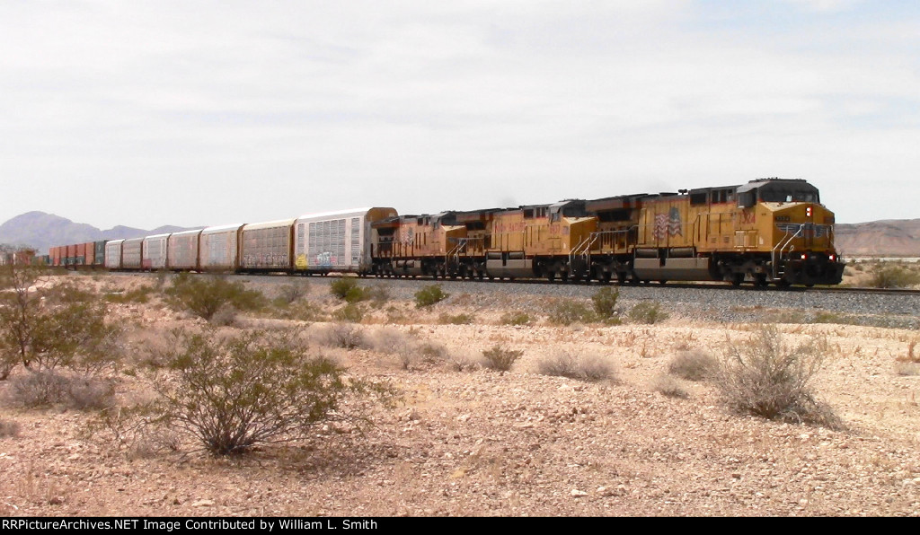 EB Manifest Frt @ Erie NV W-Pshrs -1